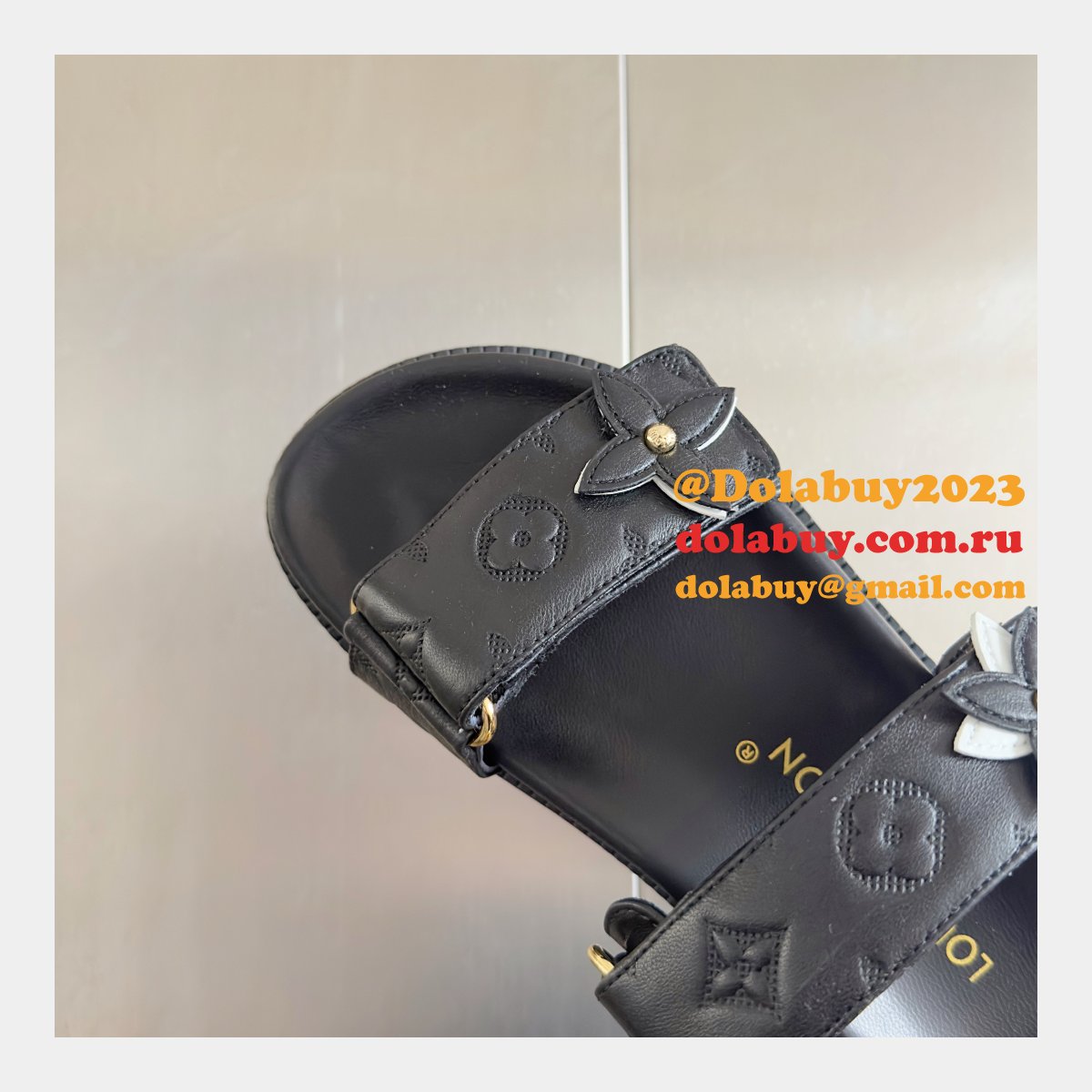 Top Quality LV Sunset Flat Comfort Mule