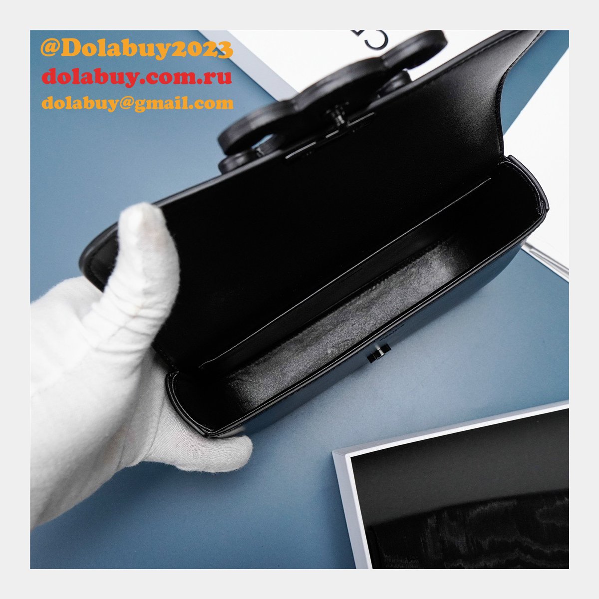 Fake Cheap Replica Celine Triomphe Handbags 21CM