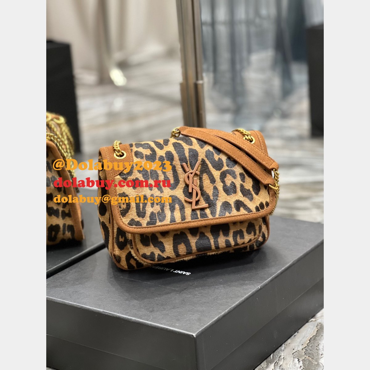 Saint Laurent 7 Star Niki 22/28 cm Replica Bags Collection For Women