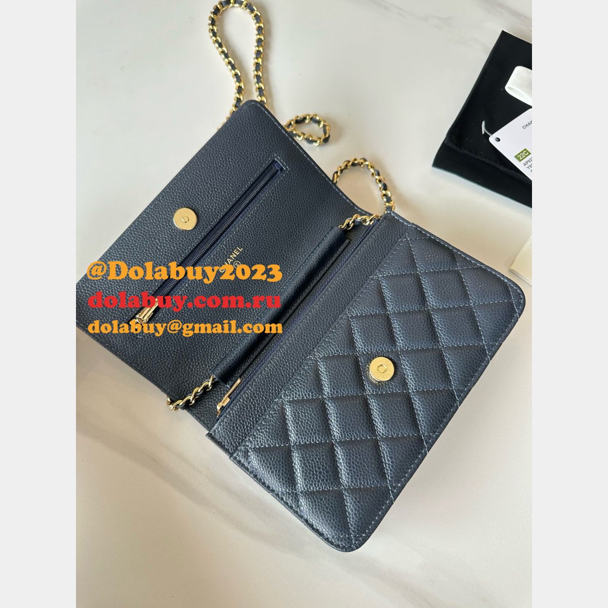 High Quality CC woc chain bag AP0250 MAGNETIC BUCKLE caviar 19CM