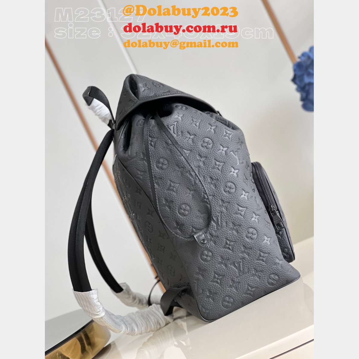 Knockoff Montsouris Backpack Taurillon M23127 Louis Vuitton Men Bag