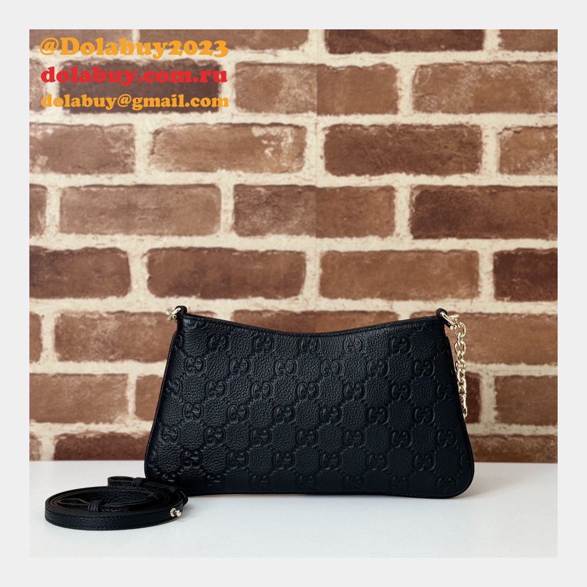 Gucci Designer Fake GG Emblem Medium Shoulder 815277 Black Bag