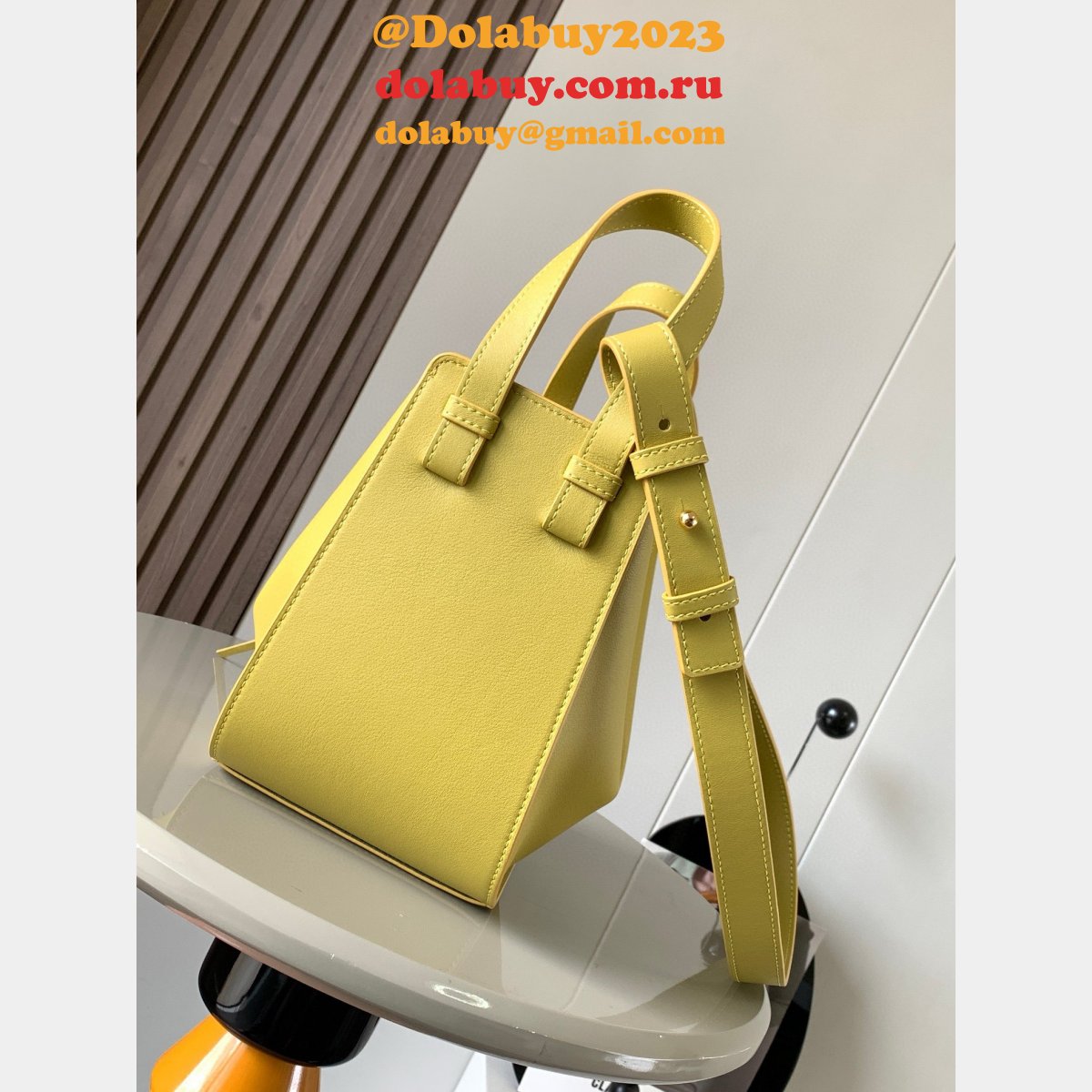 Compact Loewe Hammock Bag In Classic Calfskin Replica Best 20.8cm