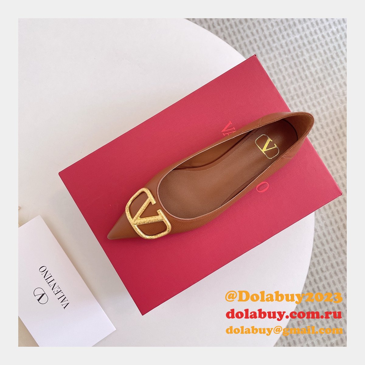 Valentino Garavani Perfect Replica