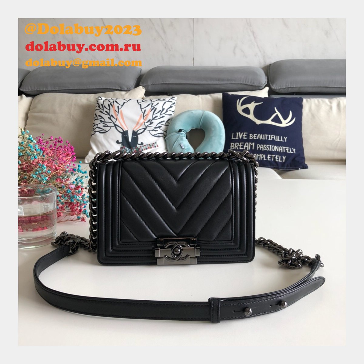 Luxury CC V Le Boy Replica 7 Star Black Bags lambskin 20cm