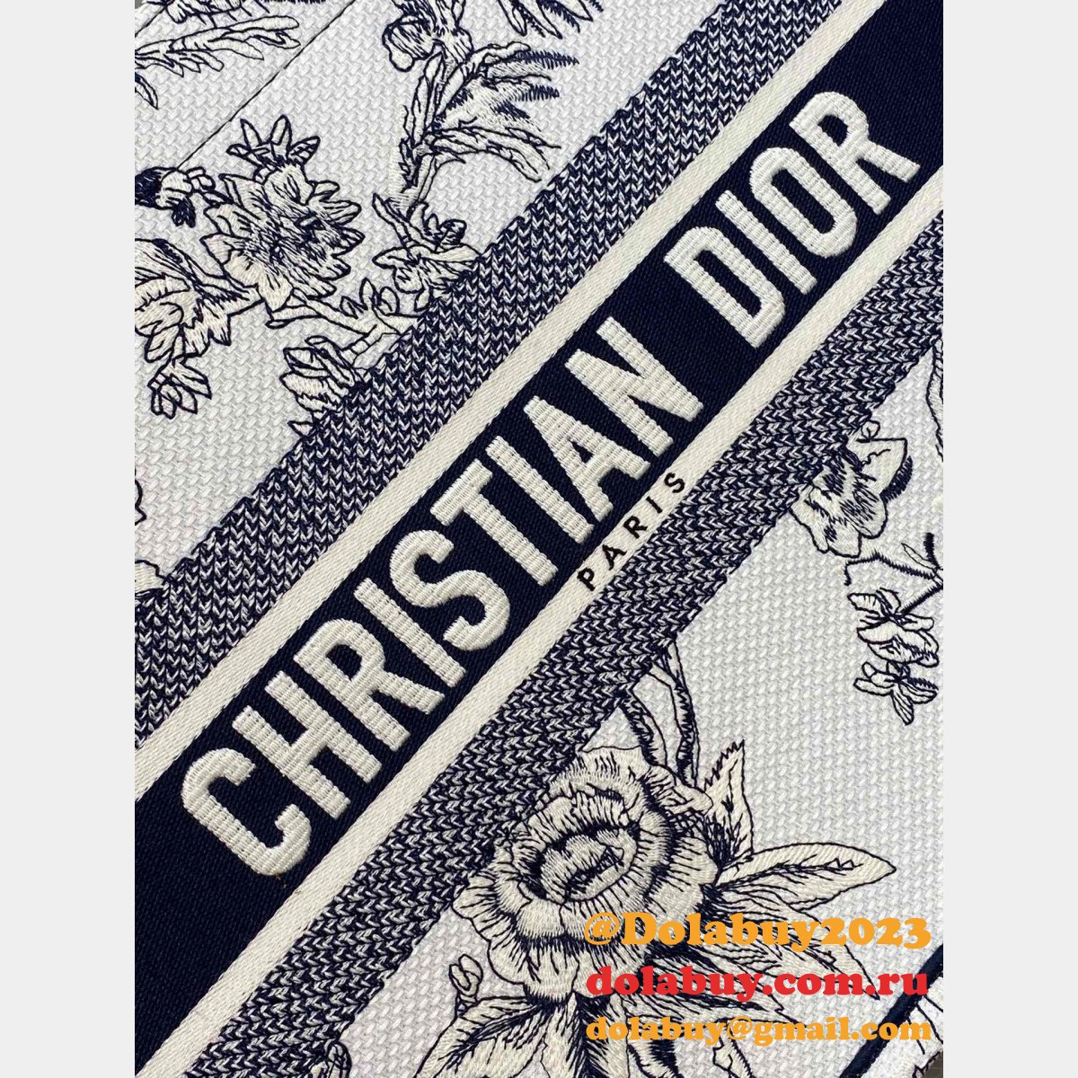 Christian Dior Designer Best 26.5/36CM CD Book Tote