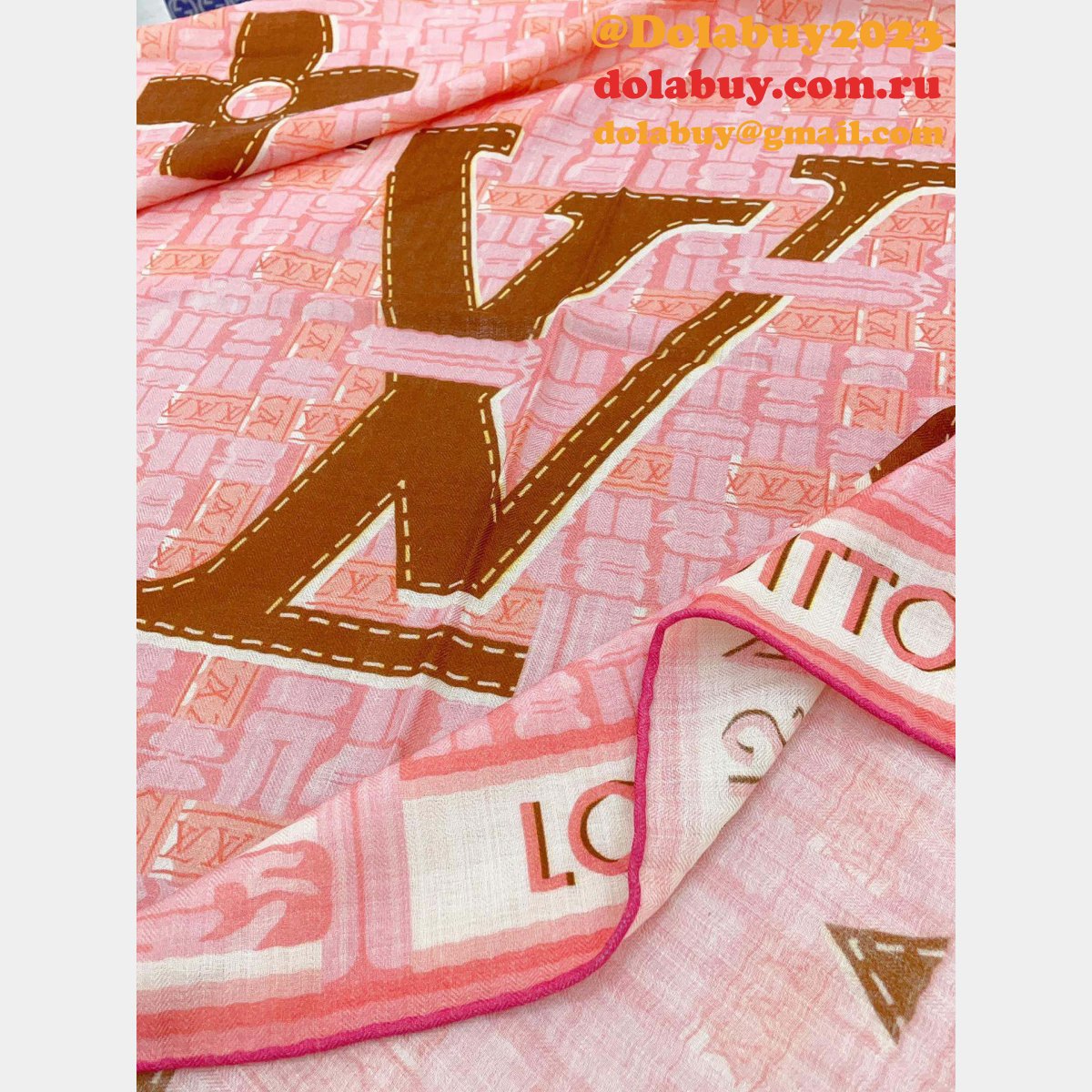 Fashion 7 Star LV CASHMERE SCARF