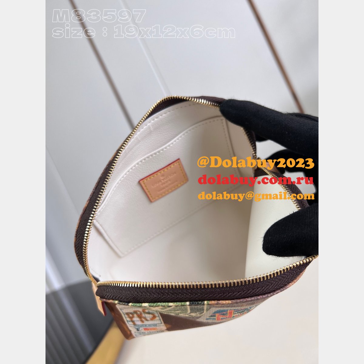 Toilet Cosmetic zippy Wallet Passport Cover Lisa Wall Pouch LV Bag