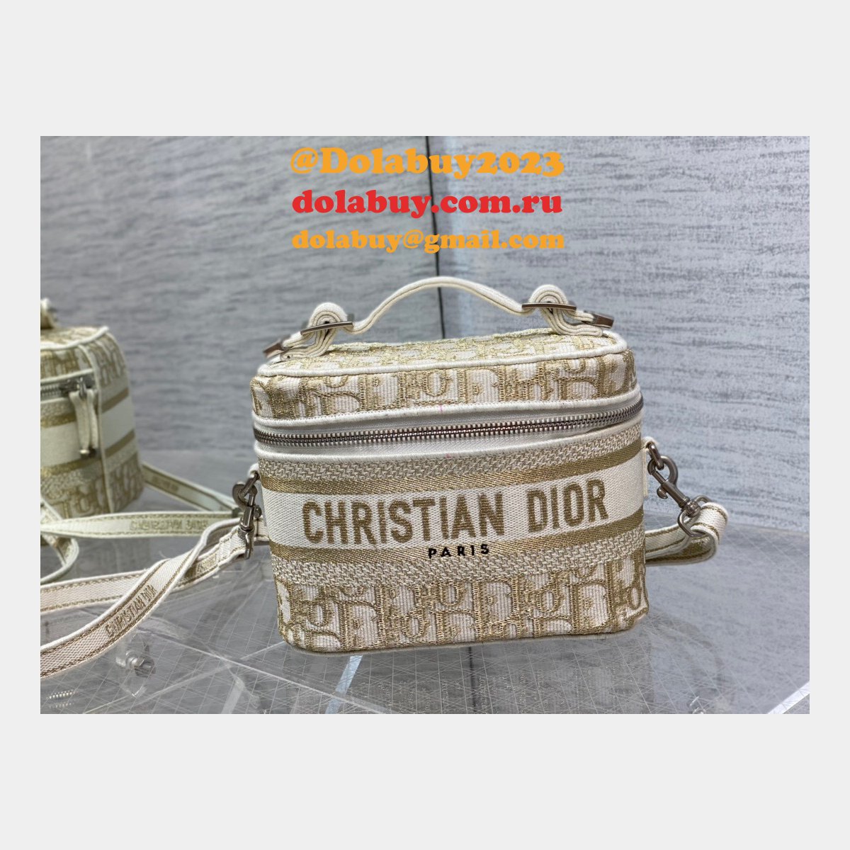 Can you buy knockoff Dior Cosmetic Makeup 18CM Bags