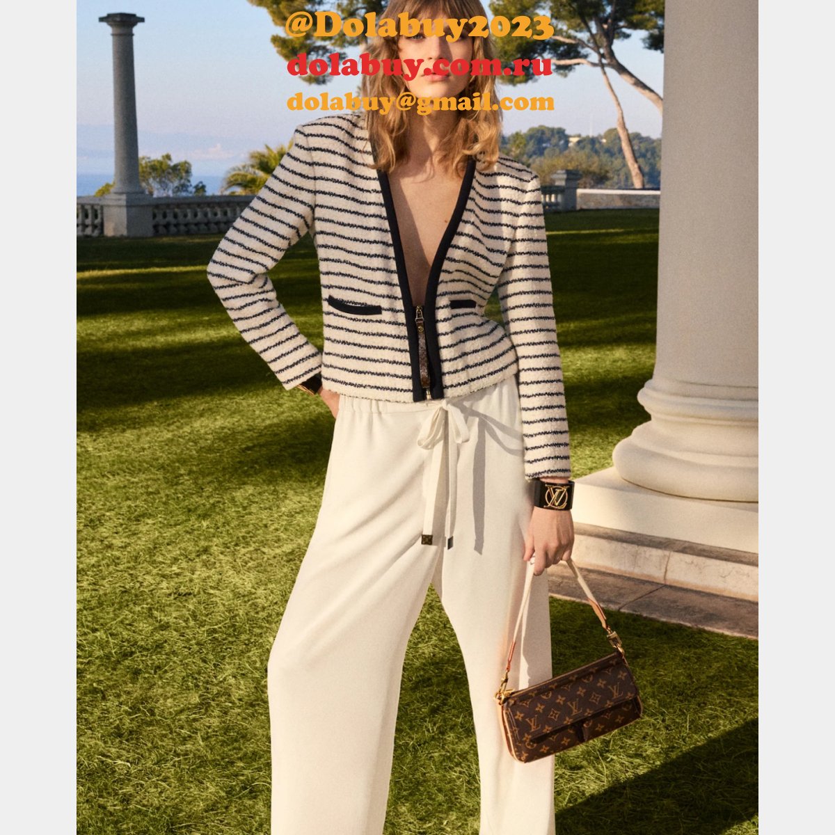 Vibes Monogram M46999 Louis Vuitton Replicas Shoulder Bags