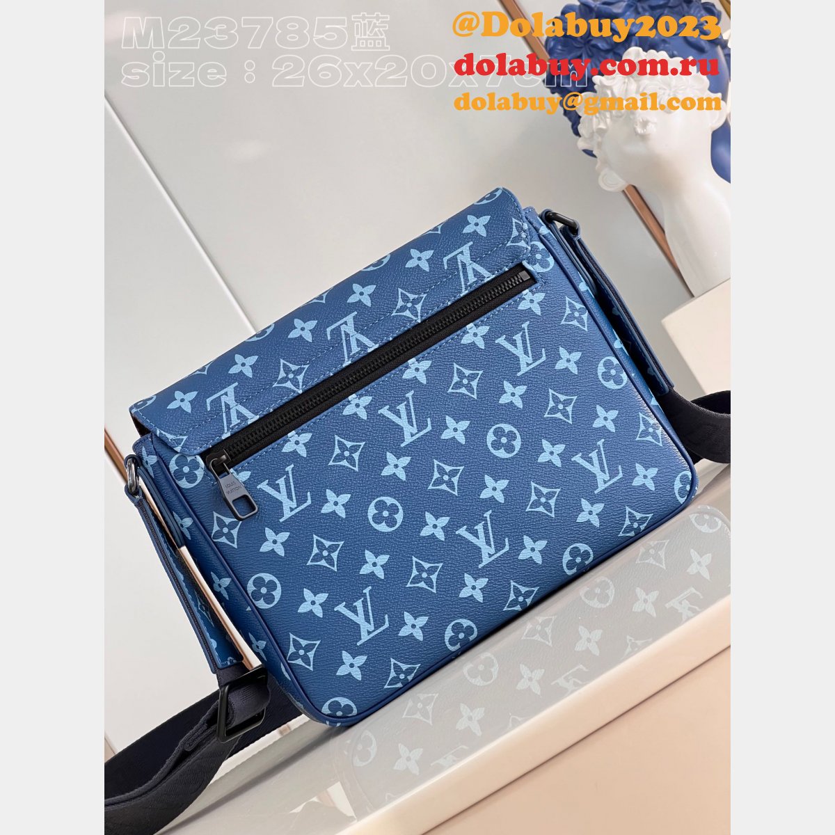 District 1:1 Mirror Monogram M23785 Men Louis Vuitton Replica Bag