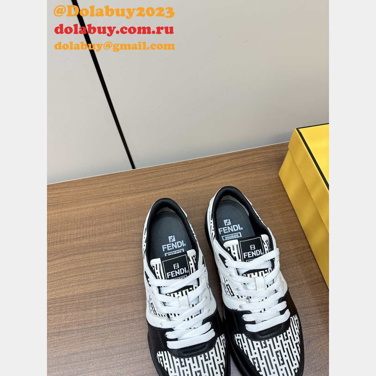 F**di match low-top sneakers