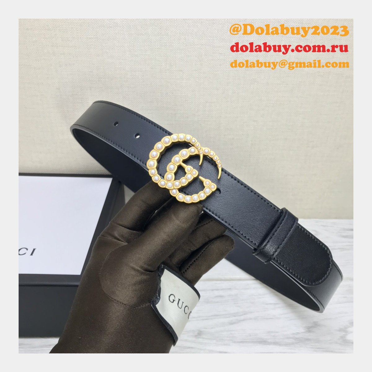 G*u*i replica leather belt with pearl buckle