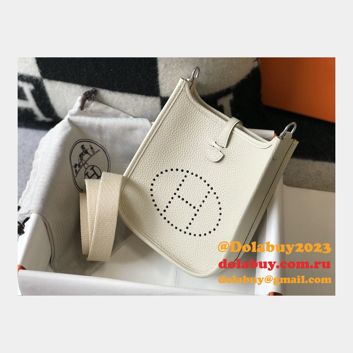 Hermes Evelyne Handbags Replica  off White