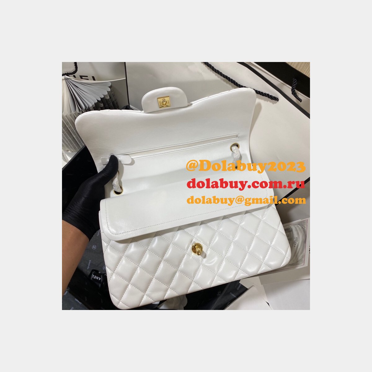 CC CF Knockoff Grained Lambskin & Gold-Tone Metal 30CM Black Maxi