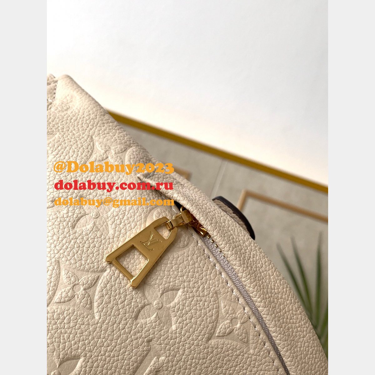 Louis Vuitton Replica Monogram Empreinte Bumbag M44812 Black/Cream