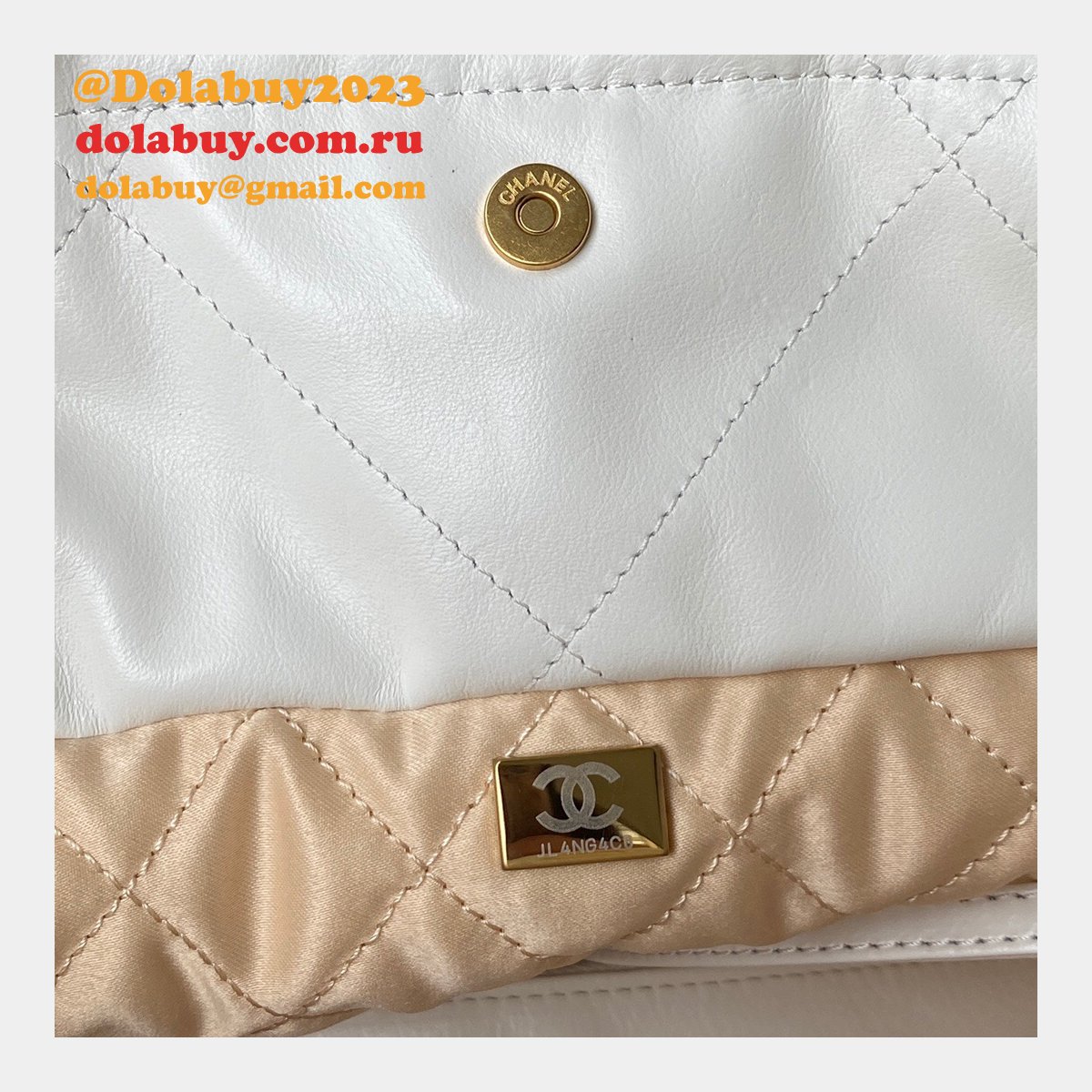 Dolabuy AS3261 Handbags is the pioneer manufacturer of the highest quality 39CM handbags