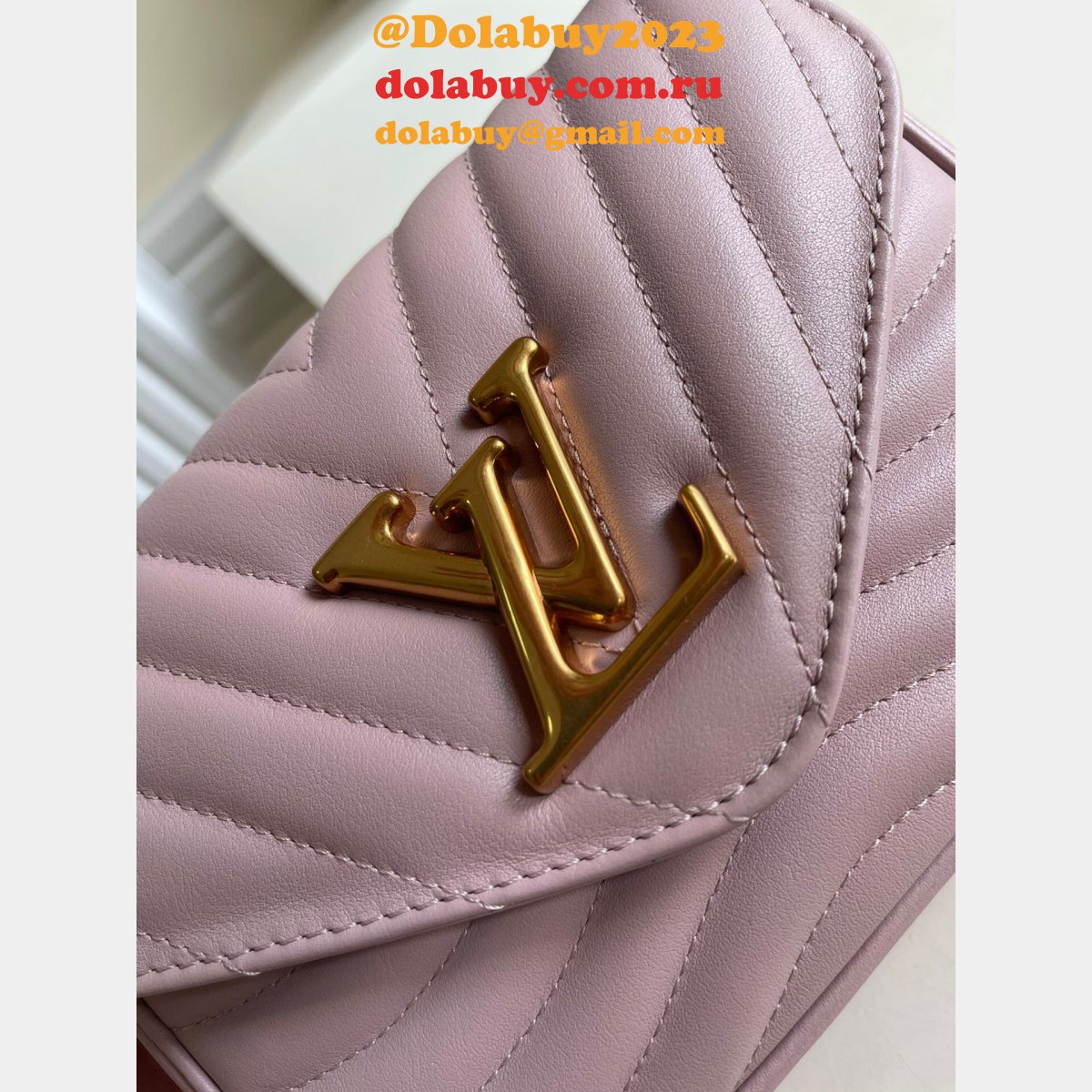 Louis Vuitton Replica M56461/M57864 New Wave Multi Pochette  Leather Crossbody