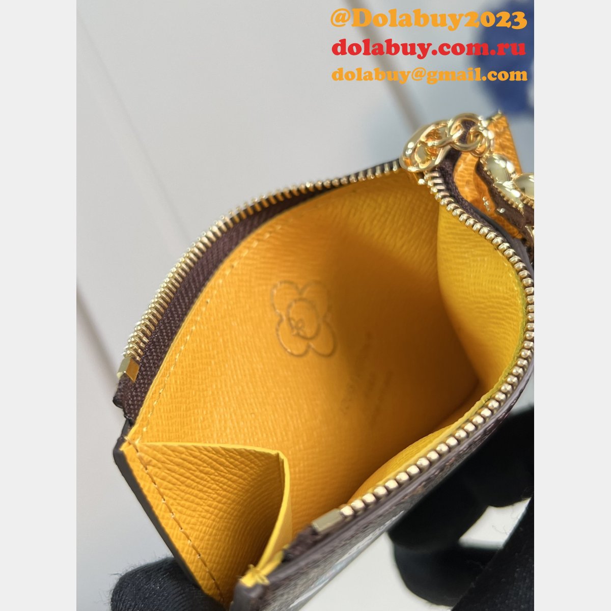 Louis Vuitton Replica 57th Street NYC Romy Card Holder Exclusive M12998 Bags