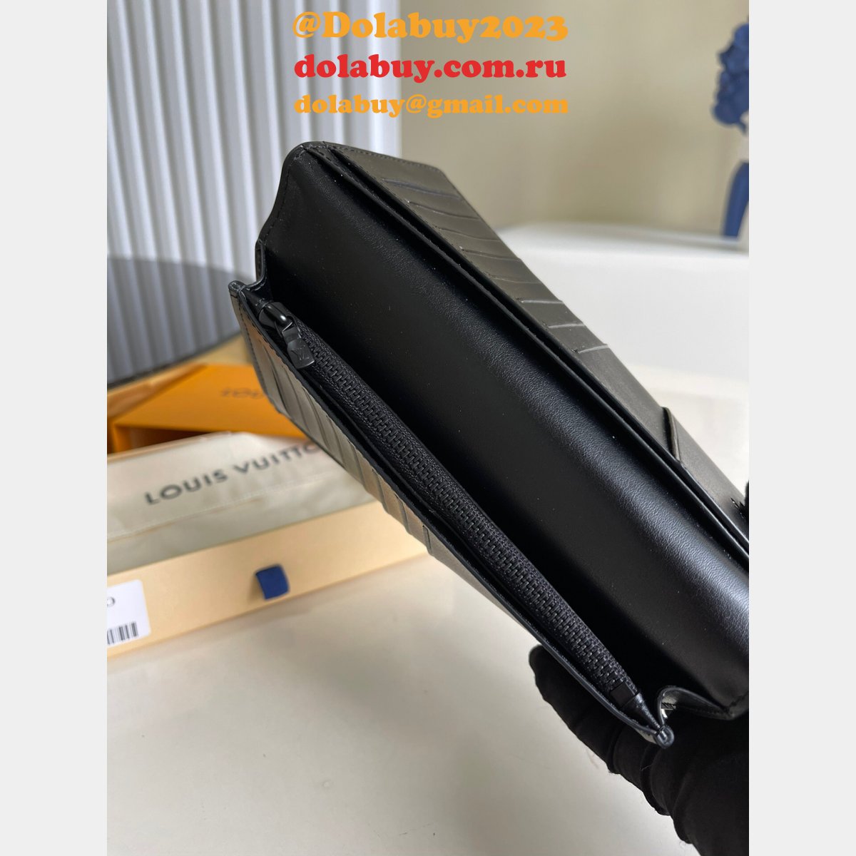 Louis Vuitton Wallets Replica Brazza LV Aerogram M69980 Bag