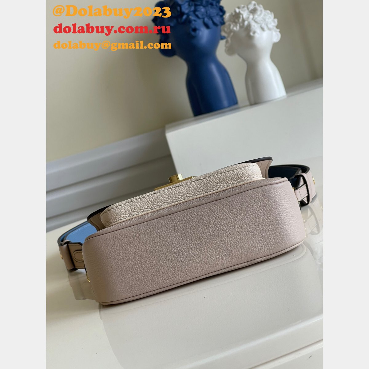 Best Louis Vuitton Replica M58557/M58555/M58554 Lockme Tender Lockme Leather