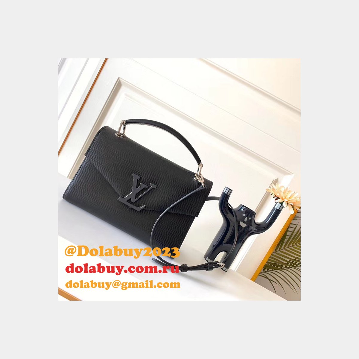 Luxury Louis Vuitton Pochette Grenelle Epi M55981 Leather