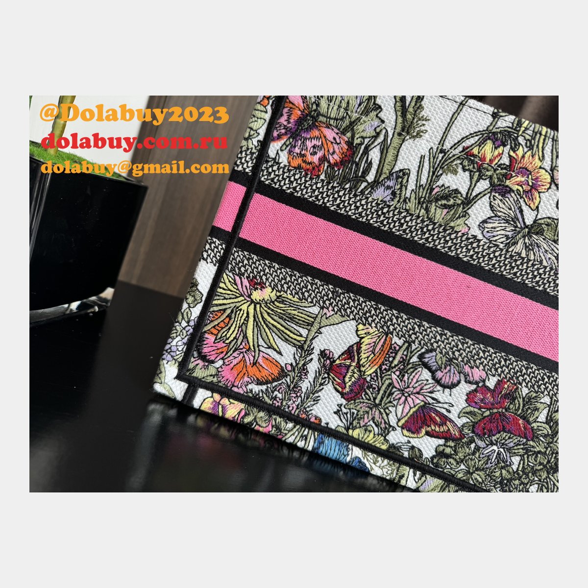 The Best Ways to Buy Replica CD Book Tote Dior Bags