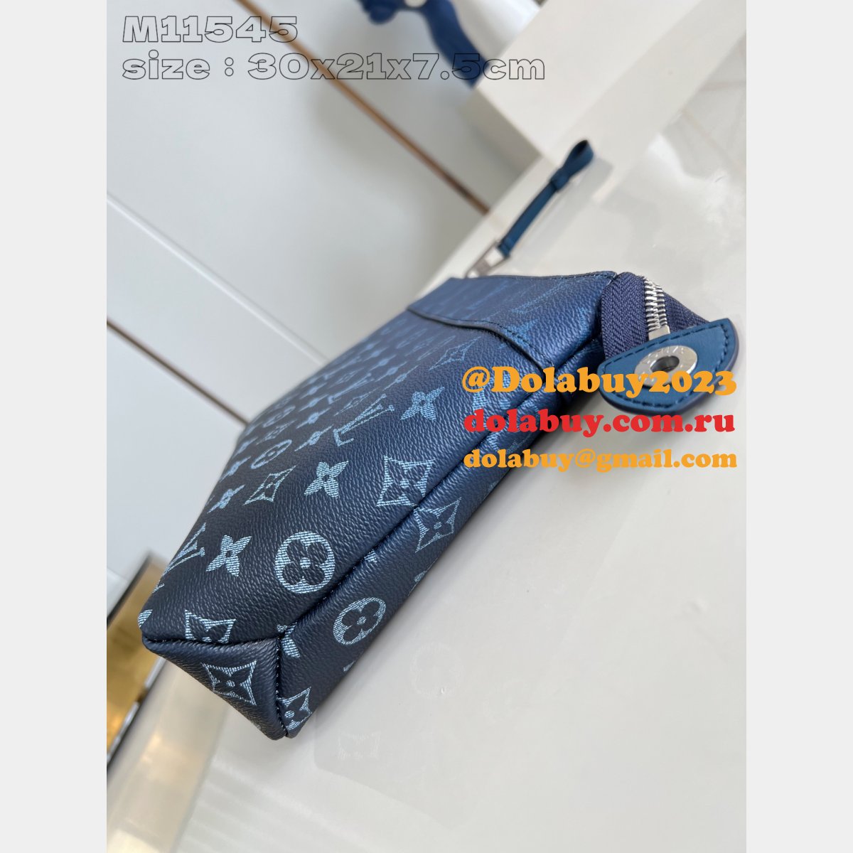 Louis Vuitton 7 Star Pochette Voyage Souple M11545 Replica Bag