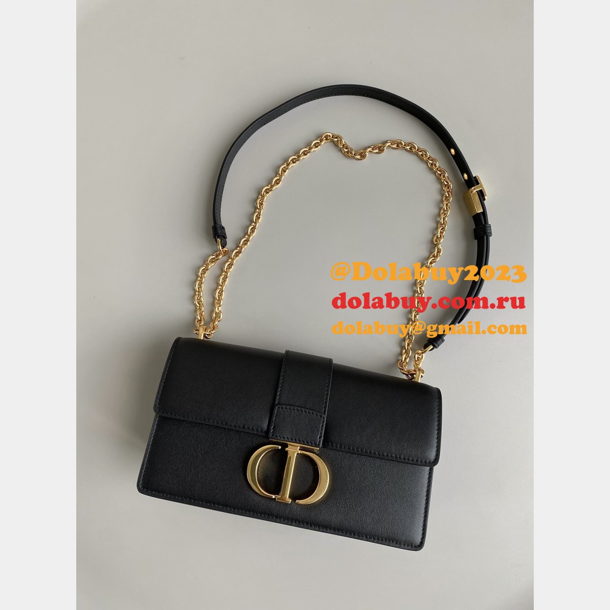 Replica Dior Black/White Montaigne High Quality 9207 Bag 21.5CM