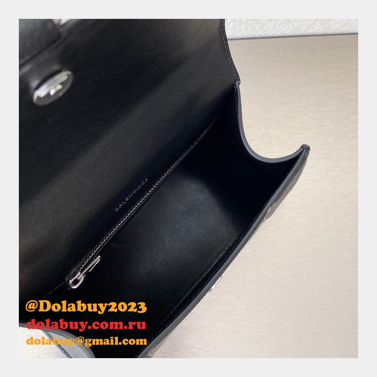 The Best Affordable Balenciaga Knock off Lychee Pattern Hourglass 19/23cm Bag