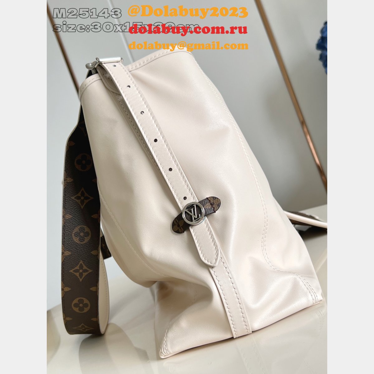 Louis Vuitton M12919 Designer Copy CarryAll Cargo Vibe Bag