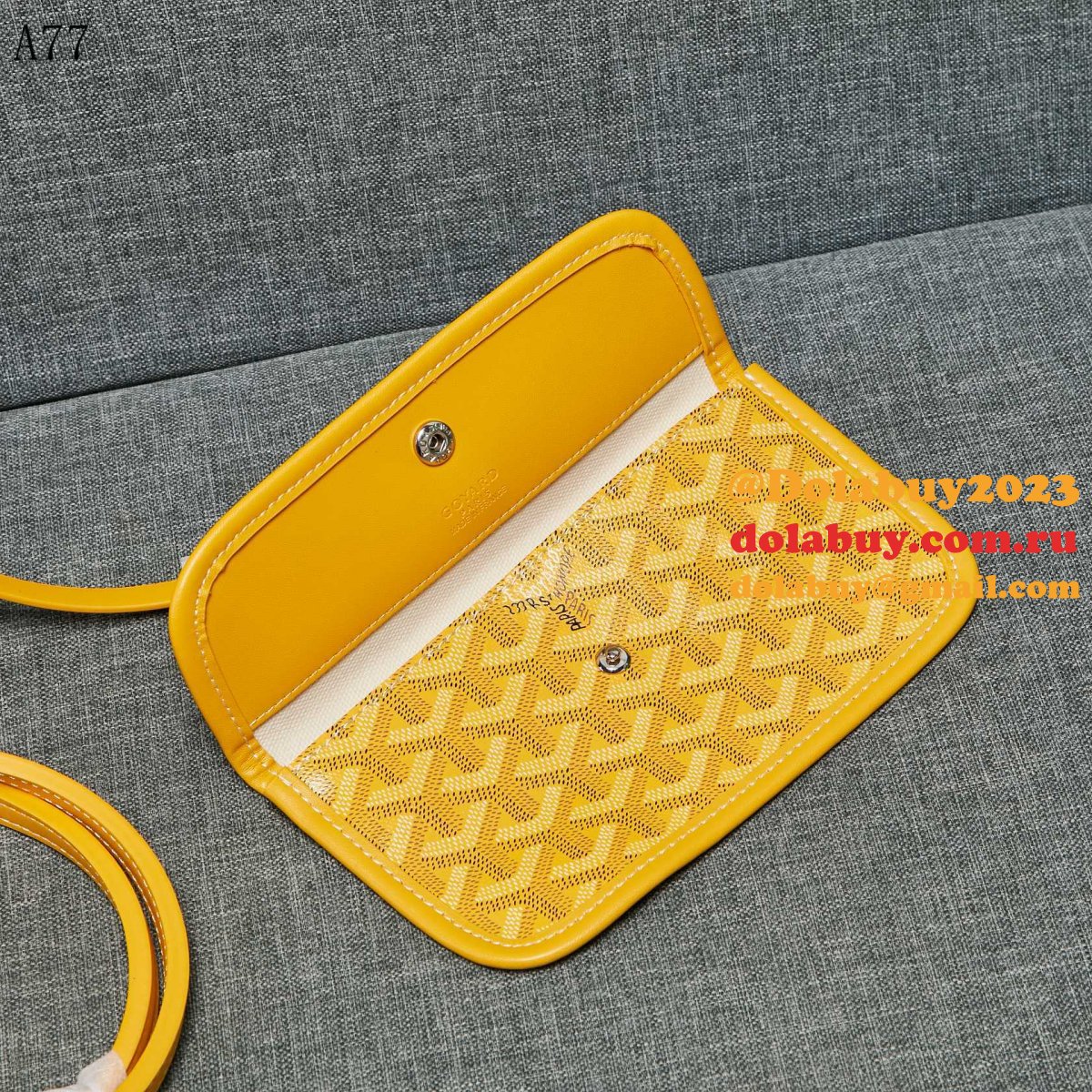 Designer Goyard Classic Chevron St. Louis PM Totes Yellow Bags