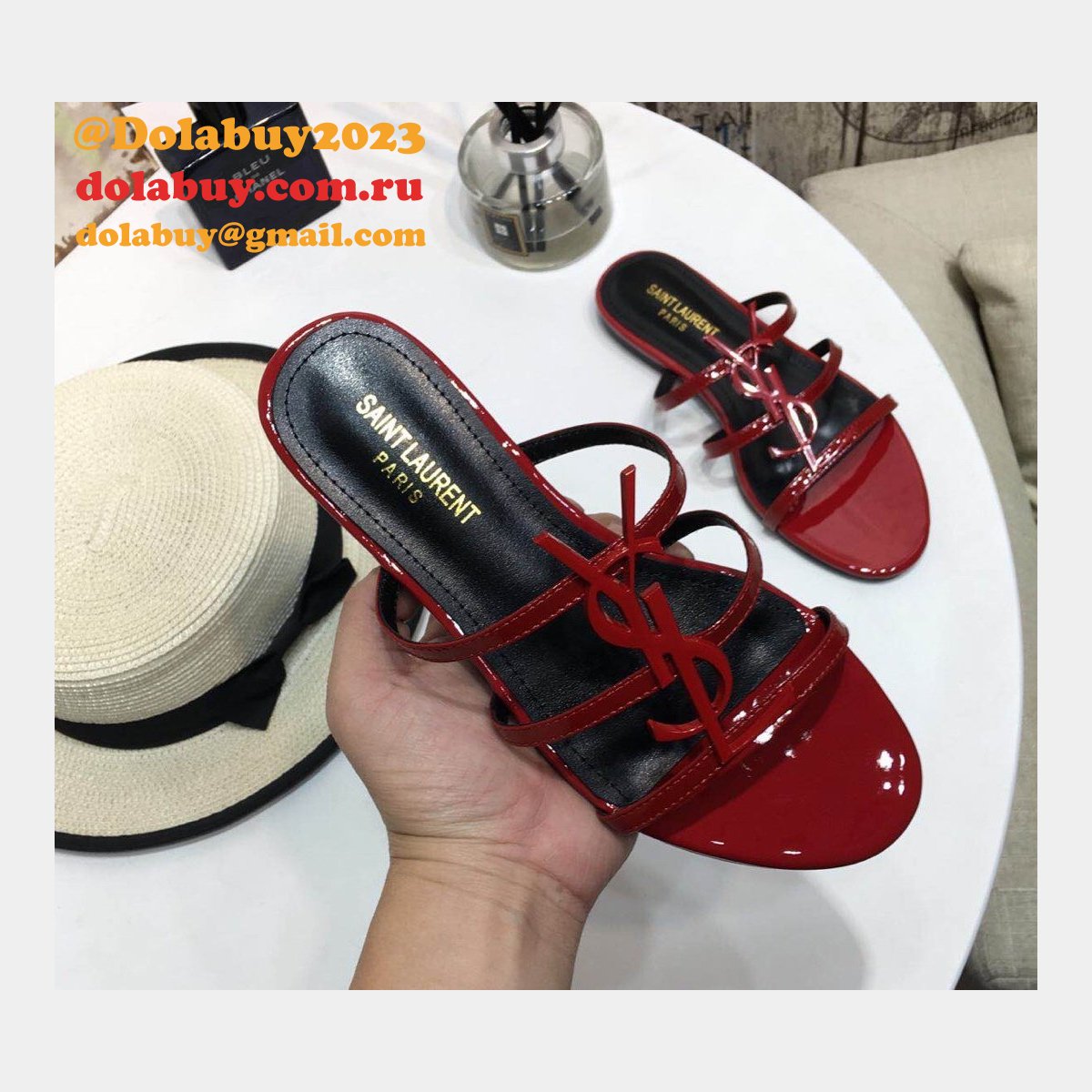 Saint Laurent Flat Sandals 002