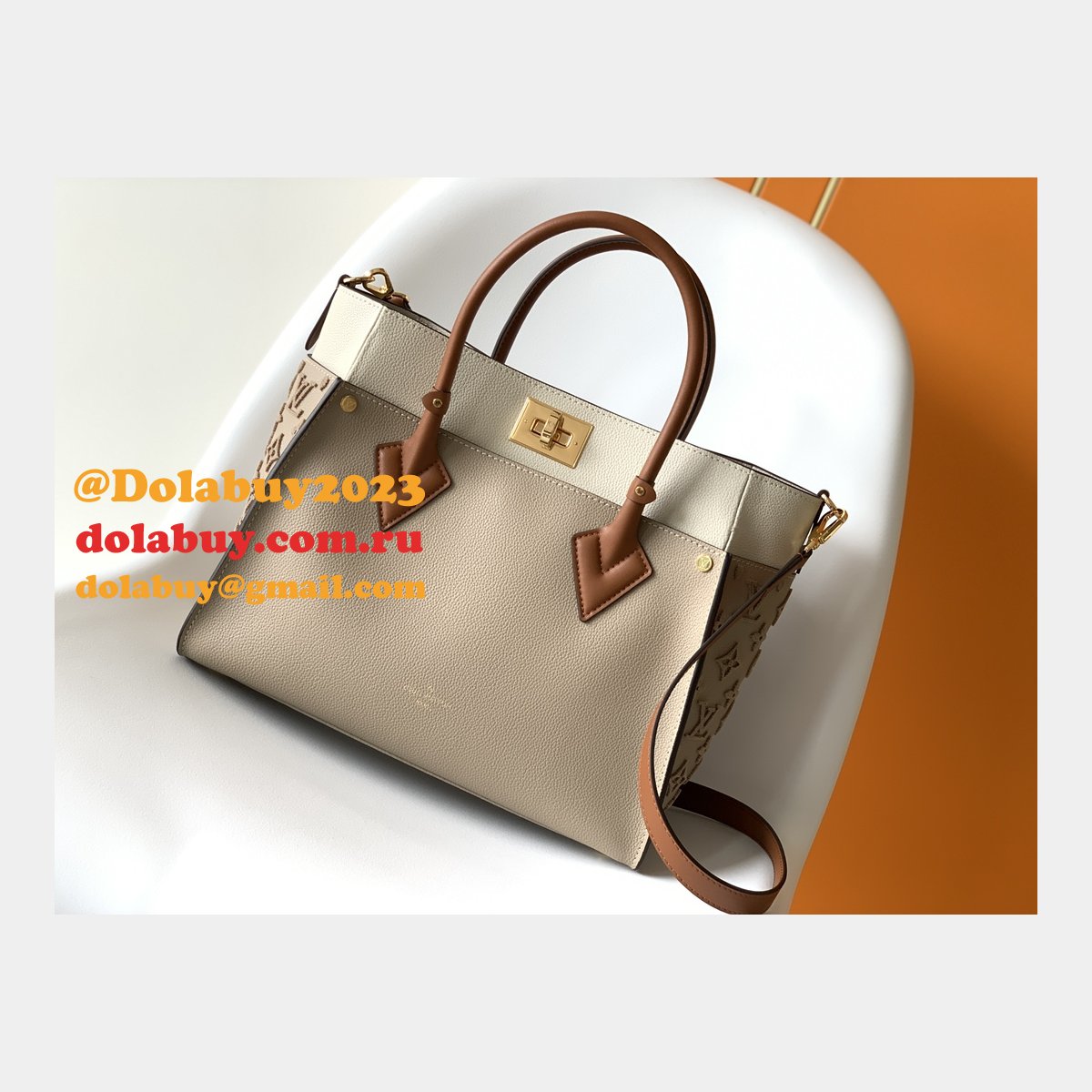 Designer LOUIS VUITTON On My Side MM M53825 HANDBAG