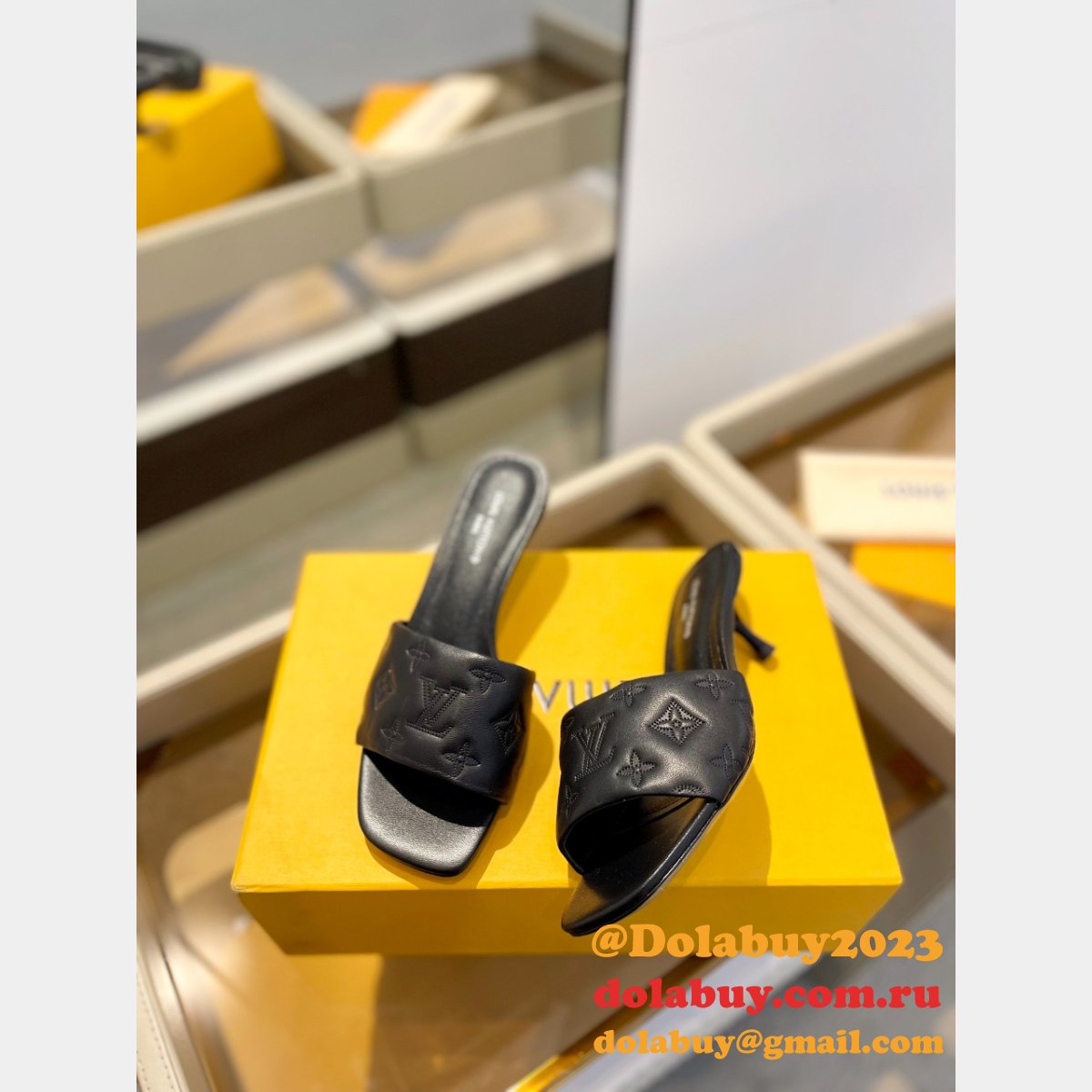 7 Star CHEAP LOUIS VUITTON Neo Revival Mule