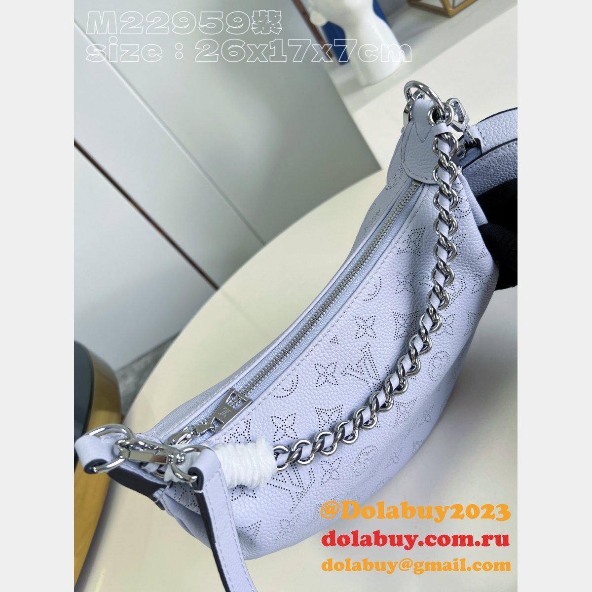 UK Baia M22959/M22959/M22819 Louis Vuitton Mahina Replica Bag