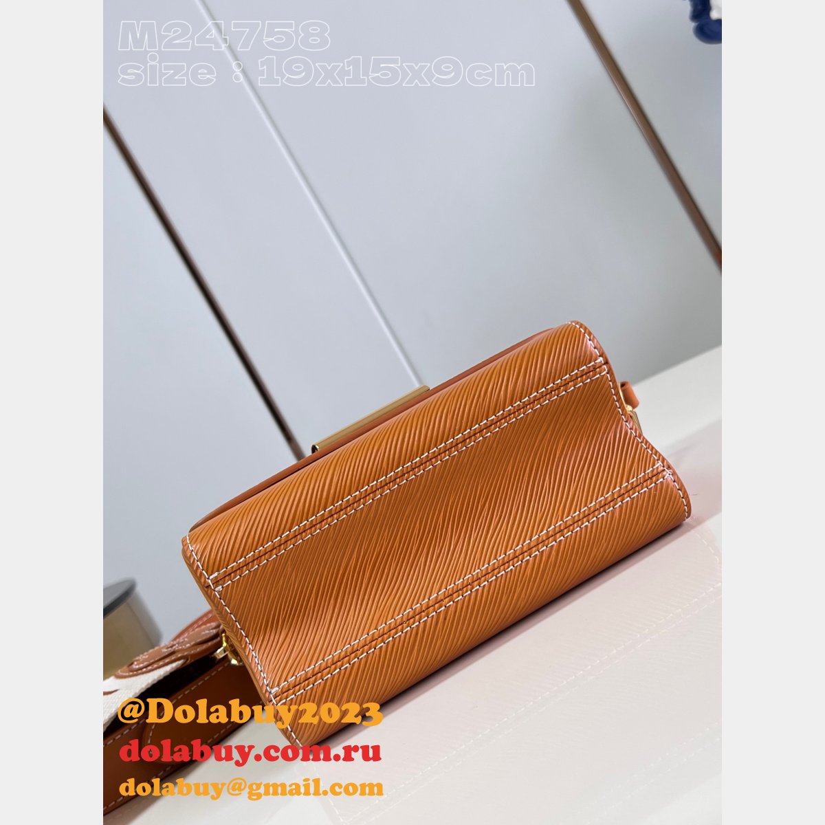 Twist PM Epi 1:1 Mirror Copy M24758 Louis Vuitton Fake Bag