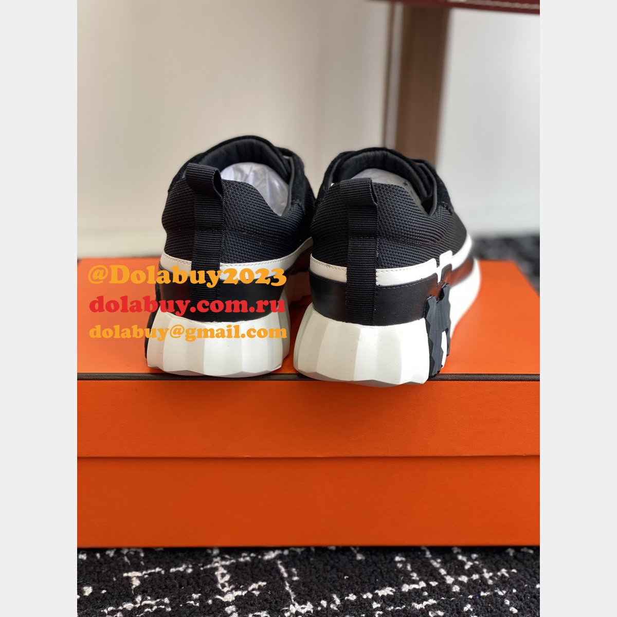 7 Star Hermes Bouncing Sneaker