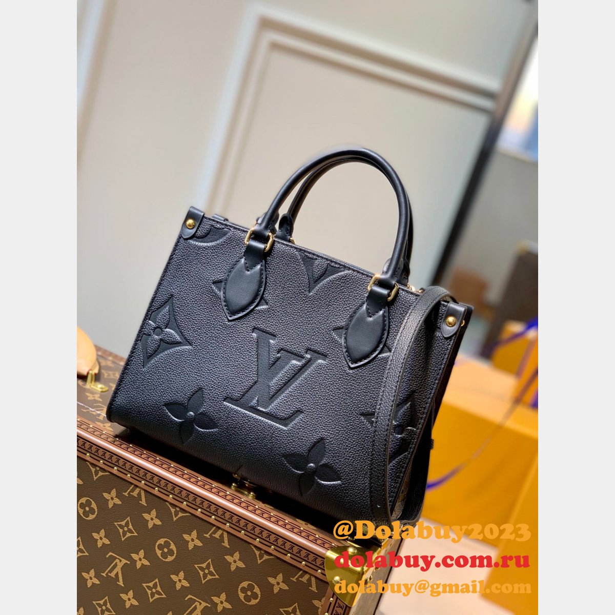 Louis Vuitton Fake M58956 Onthego PM Monogram Bag