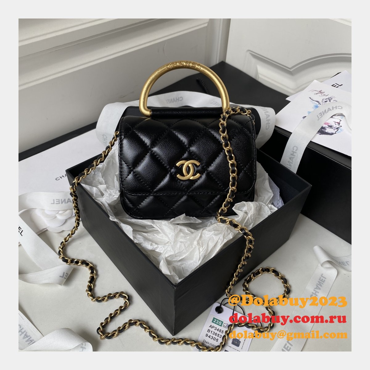 Inspired AP3485 Clutch With Chain Replica Shiny Bags