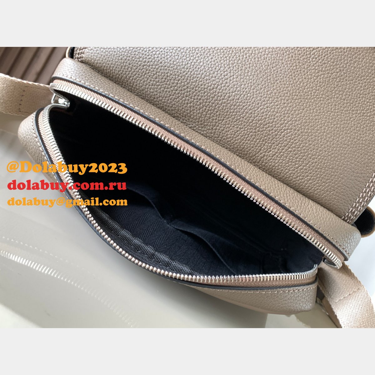 Top Quality Designer loewe military messenger 9012