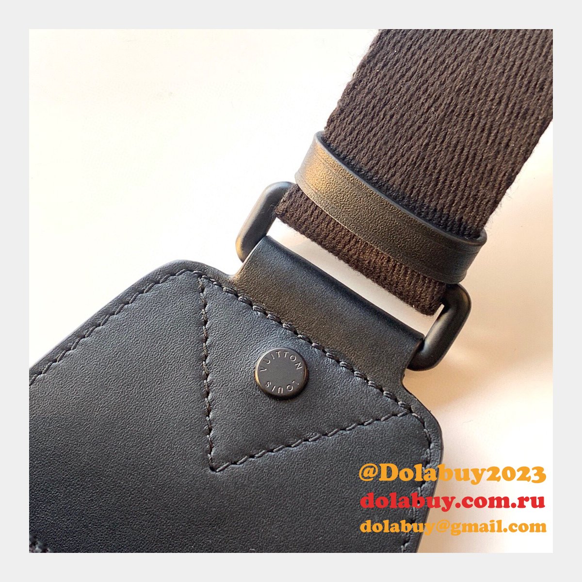 Louis Vuitton Replicas Avenue Sling Bag Canvas N41719