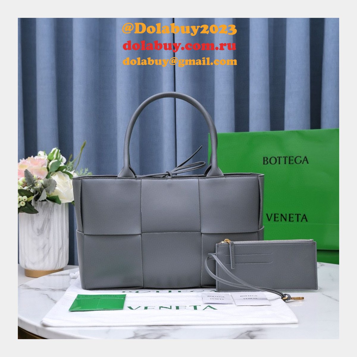 Luxury BOTTEGA VENETA Medium Arco Tote Bag 36CM