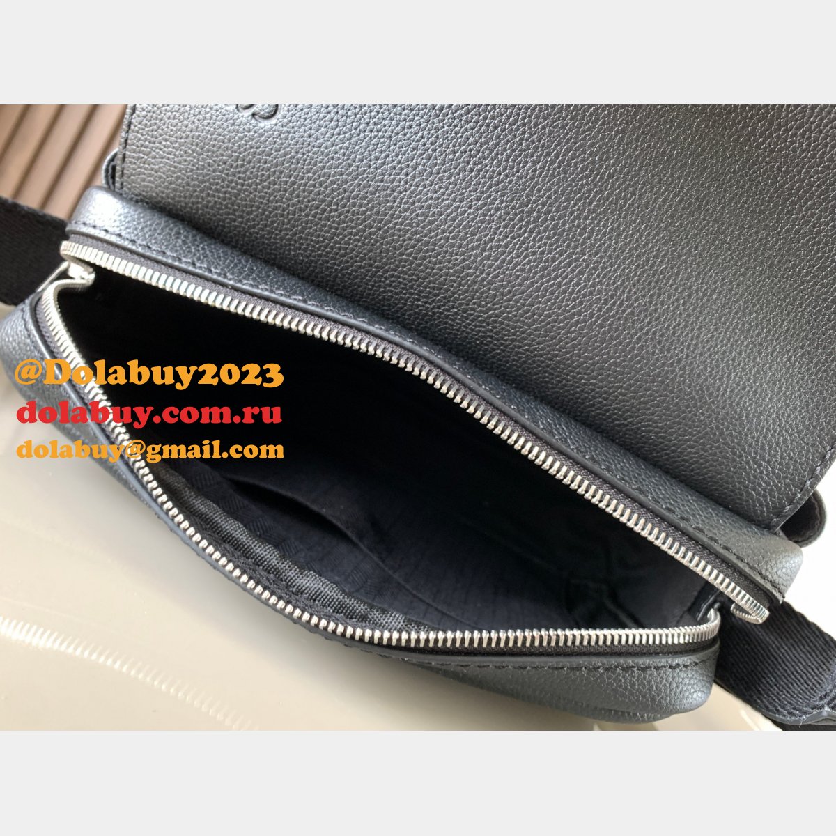 Top Quality Designer loewe military messenger 9012