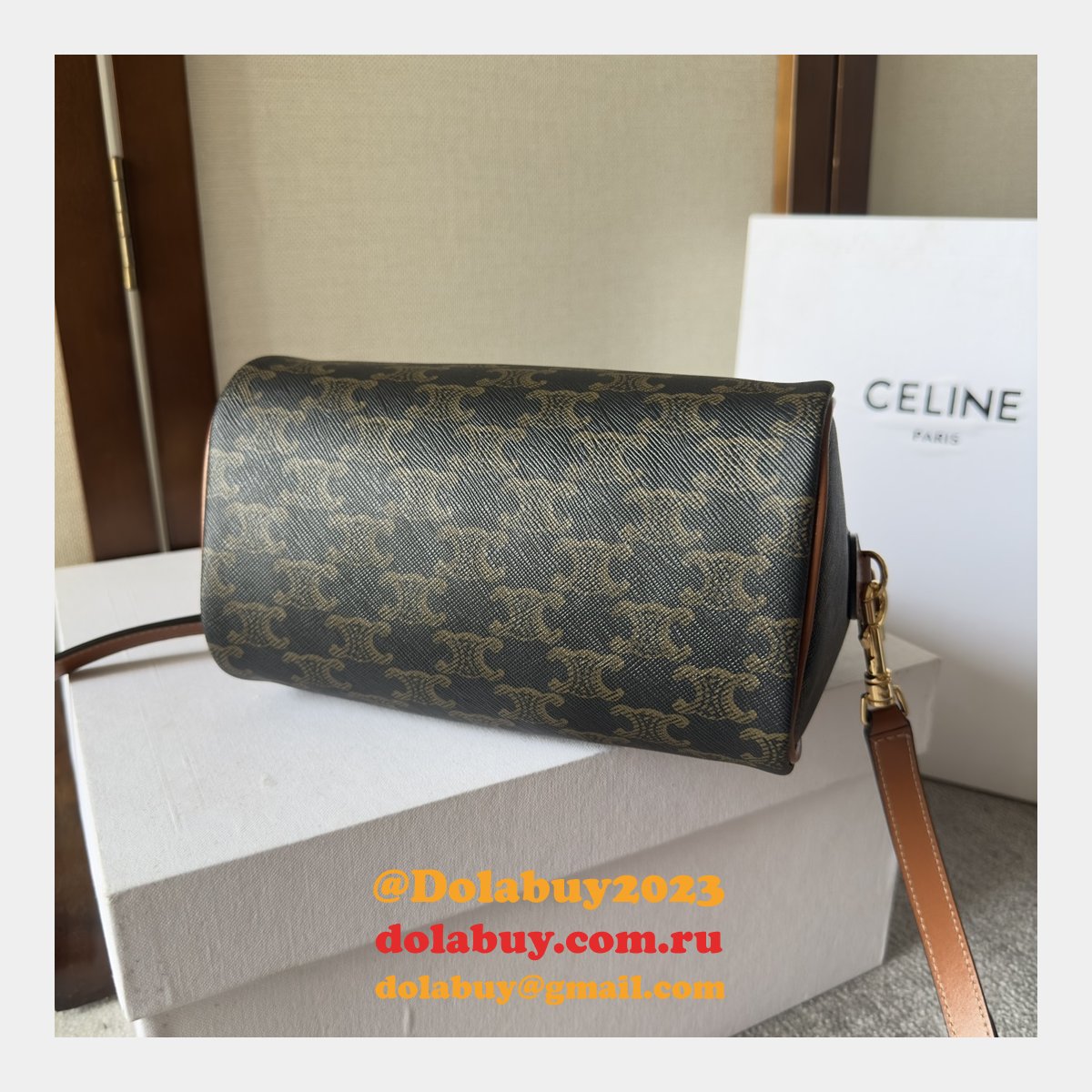 Luxury Celine 197582 Triomphe Small Boston Bag