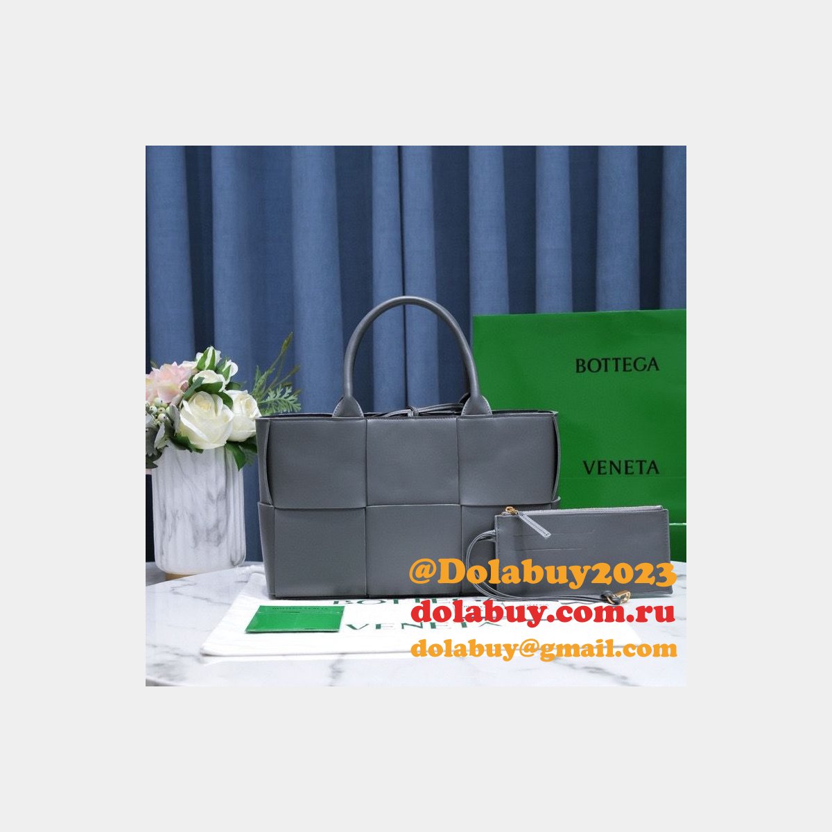 Perfect BOTTEGA VENETA Arco Small Tote Bag 30CM