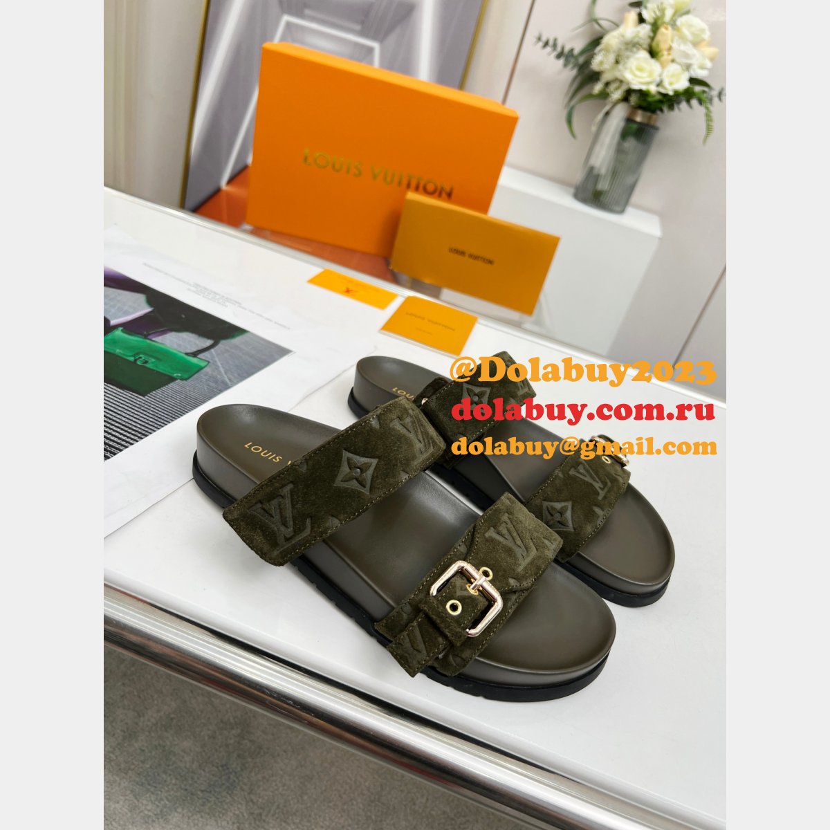 Top Quality LOUIS VUITTON men slippers