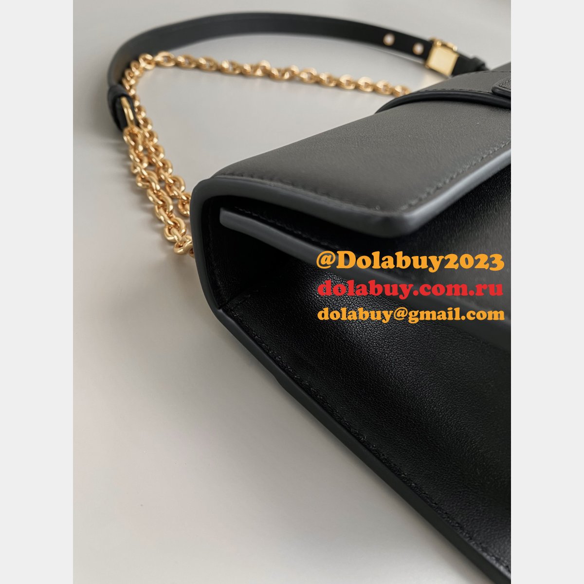 Replica Dior Black/White Montaigne High Quality 9207 Bag 21.5CM