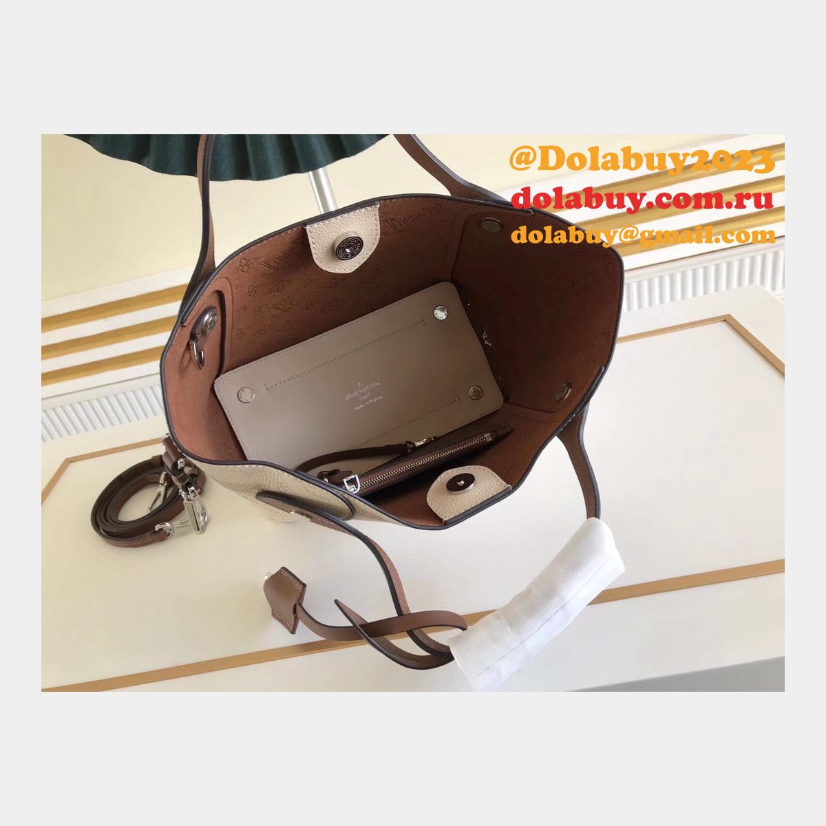 7 Star Louis Vuitton Mahina M54353/M54350 Hina Handbags