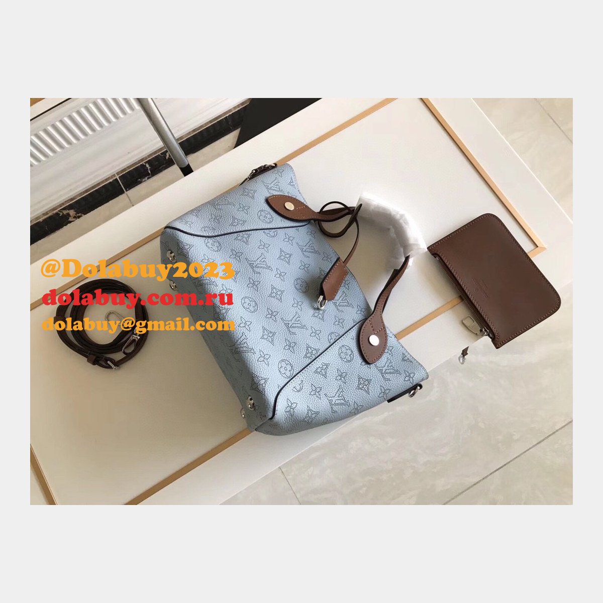 7 Star Louis Vuitton Mahina M54353/M54350 Hina Handbags